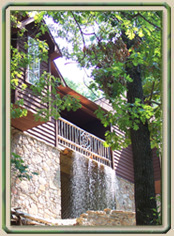 Tree House Cottage at The Woods Resort